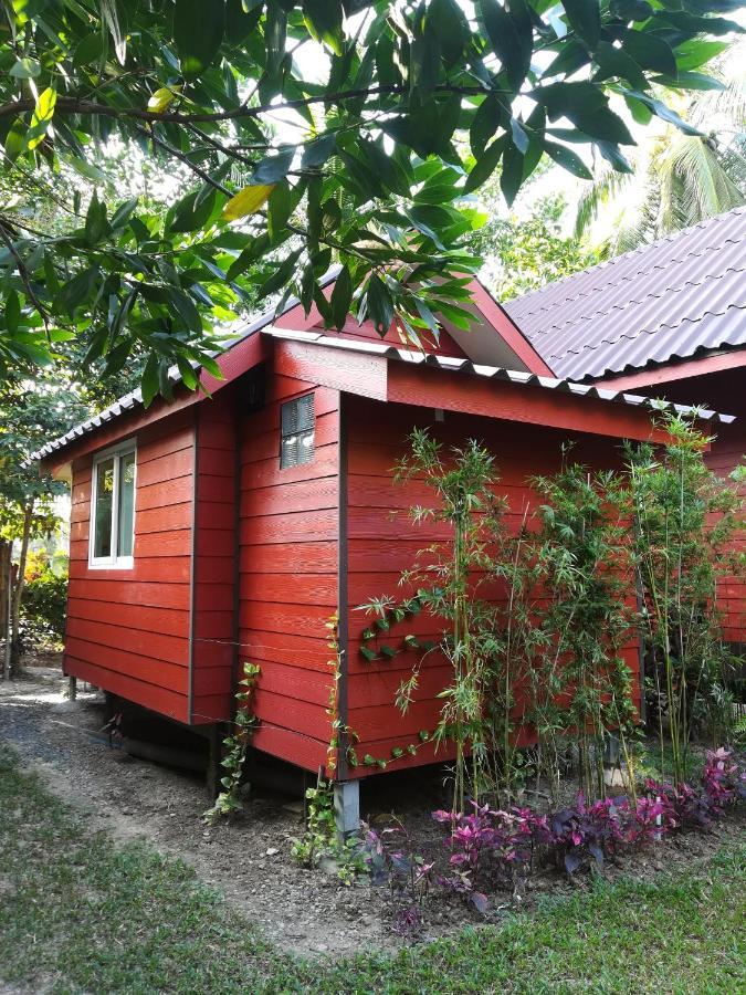 Pink Kangaroo Bungalows Ko Kut Екстериор снимка