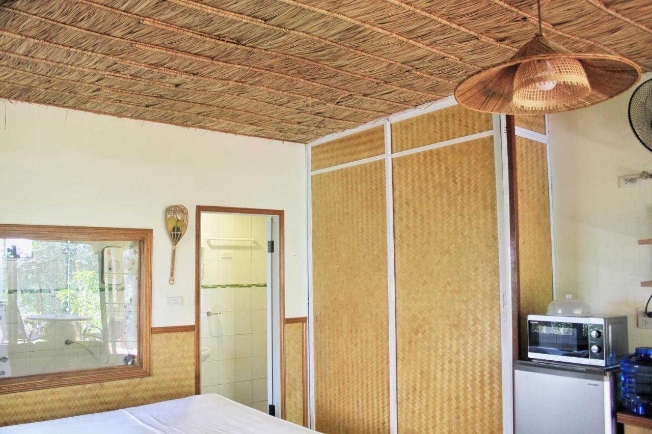 Pink Kangaroo Bungalows Ko Kut Екстериор снимка