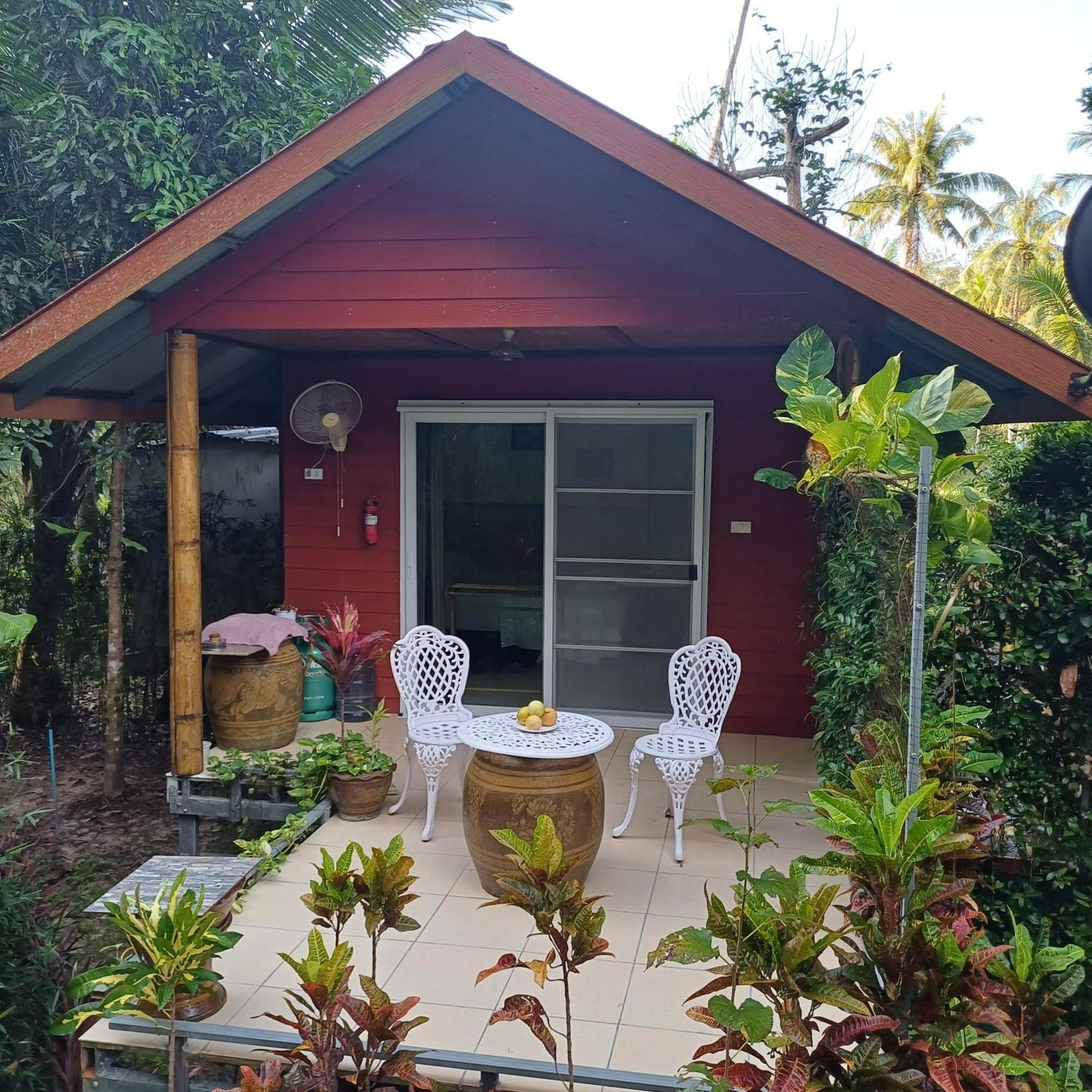 Pink Kangaroo Bungalows Ko Kut Екстериор снимка